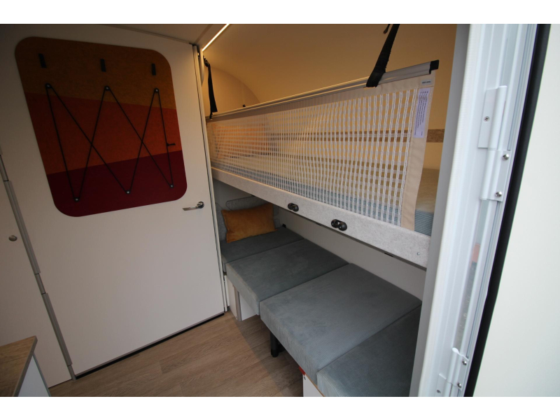 Hobby Beachy 420+ Stapelbed!  foto: 14