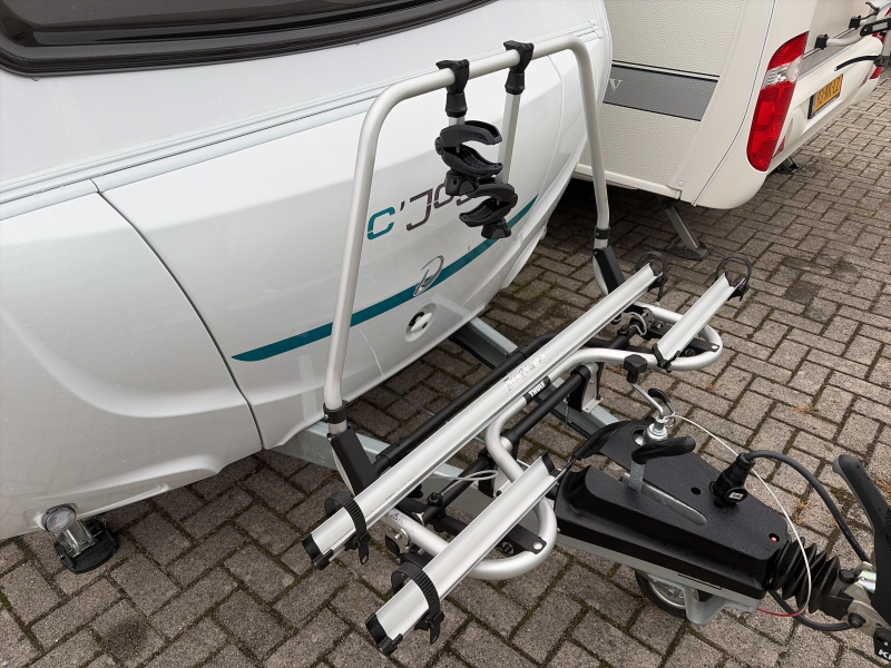 Dethleffs C'Joy 420 QSH Voortent/Fietsdrager  foto: 10
