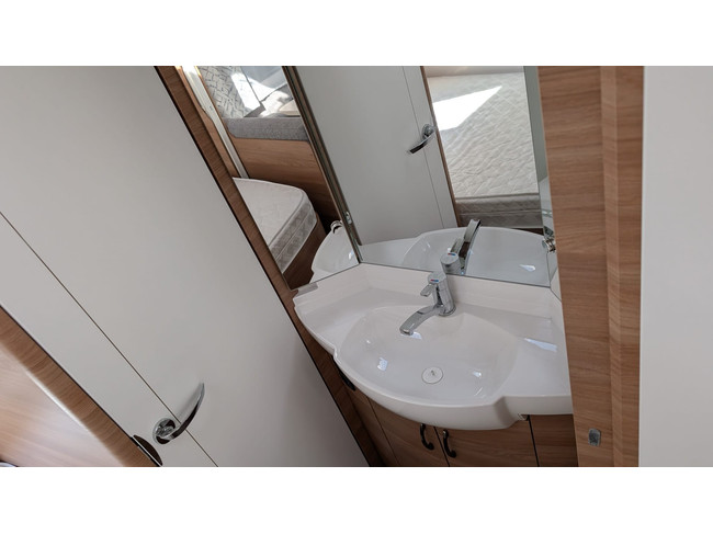 Hobby DE LUXE 400 SFE foto: 13