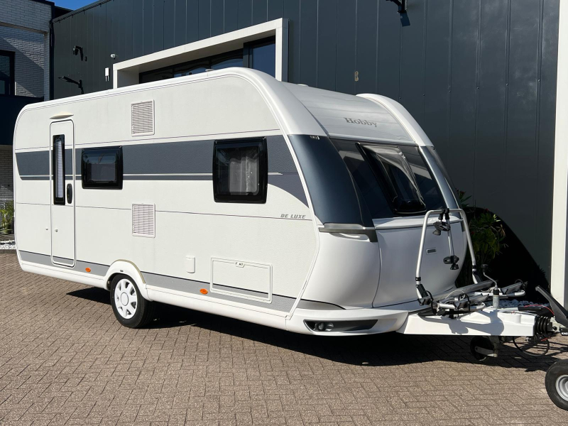 Hobby De Luxe 490 KMF voortent stapelbed fiets  foto: 19