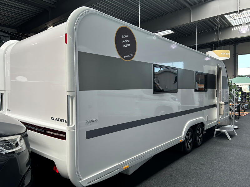 Adria Alpina 663 HT LAATSTE 2026  foto: 1