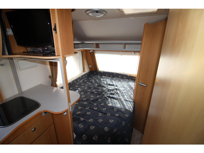 Kip Navigator 44 TDB Vloerverw Mover, Voortent  foto: 8