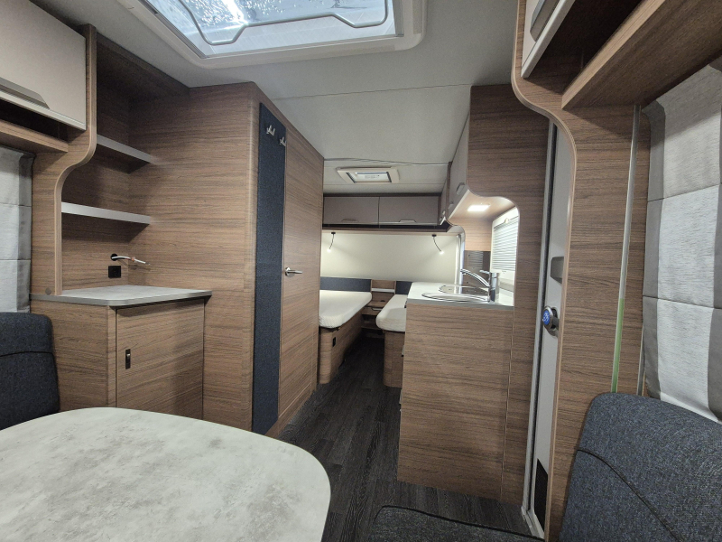 Knaus Sport 460 EU enkele bedden!  foto: 10