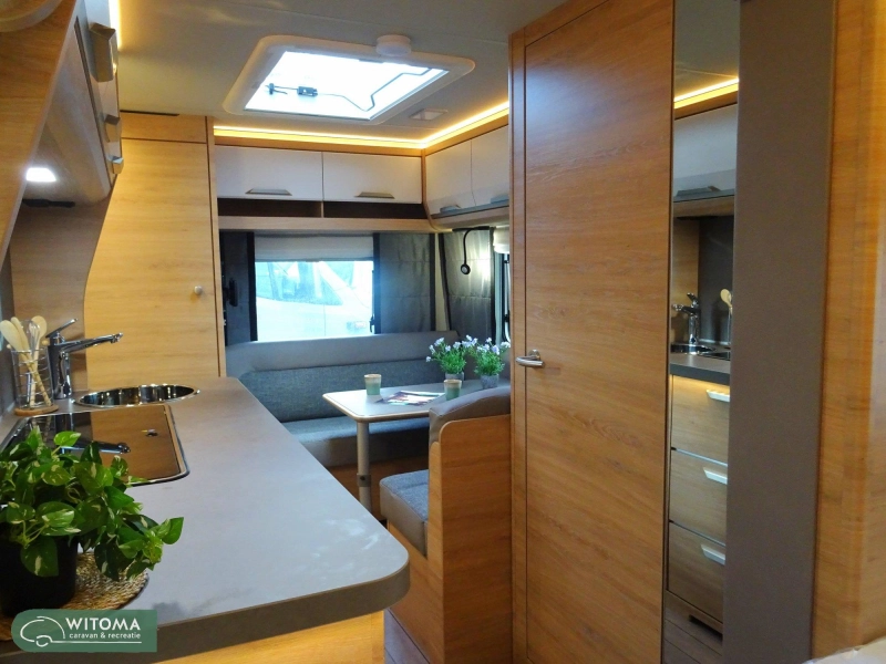 Knaus Sudwind Black Selection 420 QD 50 jaar Witoma voordeel! 