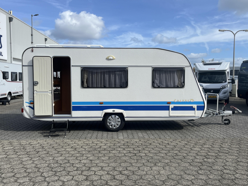 Chateau Calypso 480 KMD Stapelbed - Voortent  foto: 17