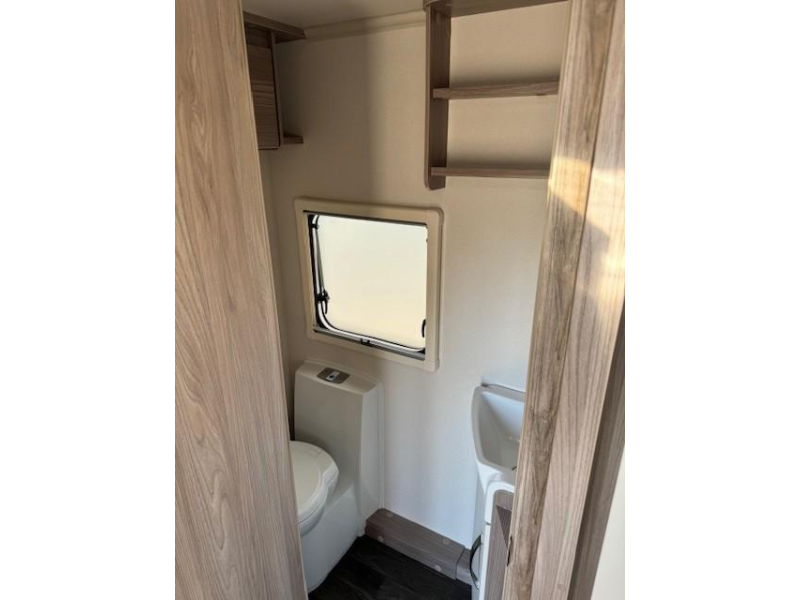 Sprite Mondial 370 SE compacte caravan sprite  foto: 12