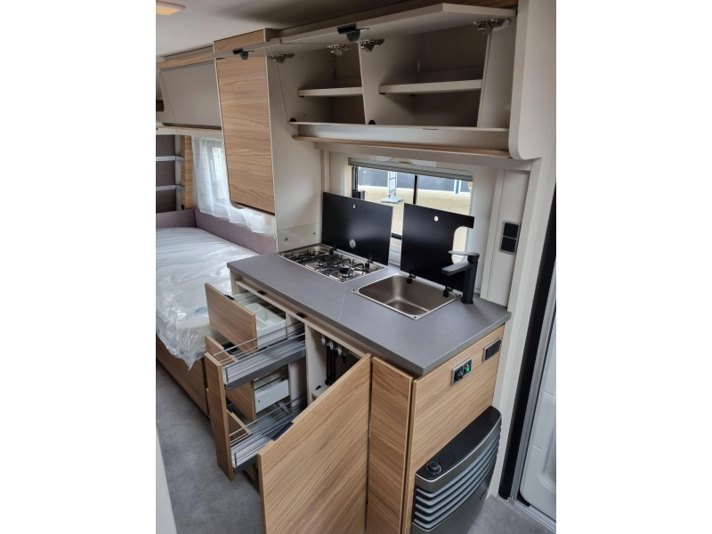 Dethleffs Nomad 460 EL First Edition  foto: 17