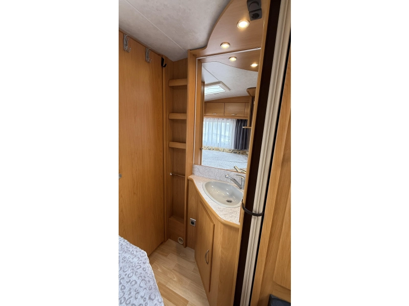 Wilk Stern 400 MD keuken treinzit frans bed  foto: 11