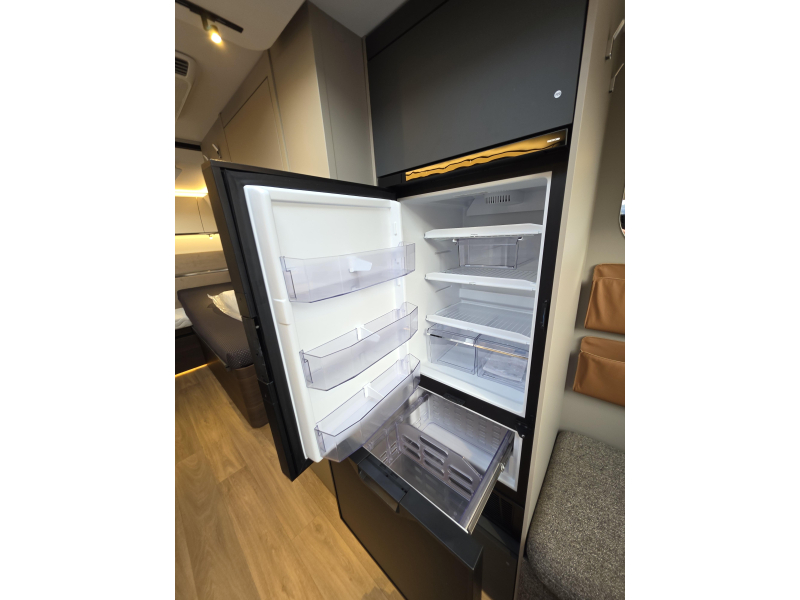 Adria Alpina 583 UL  foto: 11