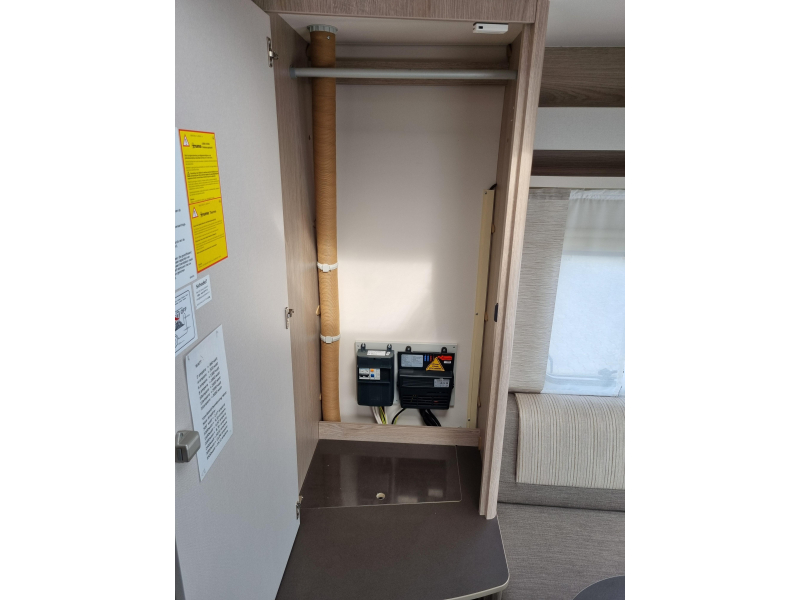 Bürstner Premio Life 480 TL - Enkele bedden -  foto: 16