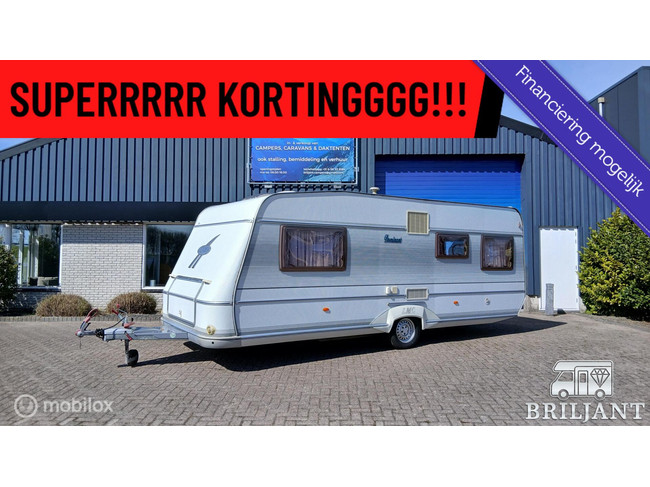 LMC 560K1 caravan.. enkelebedden/rondzit foto: 0