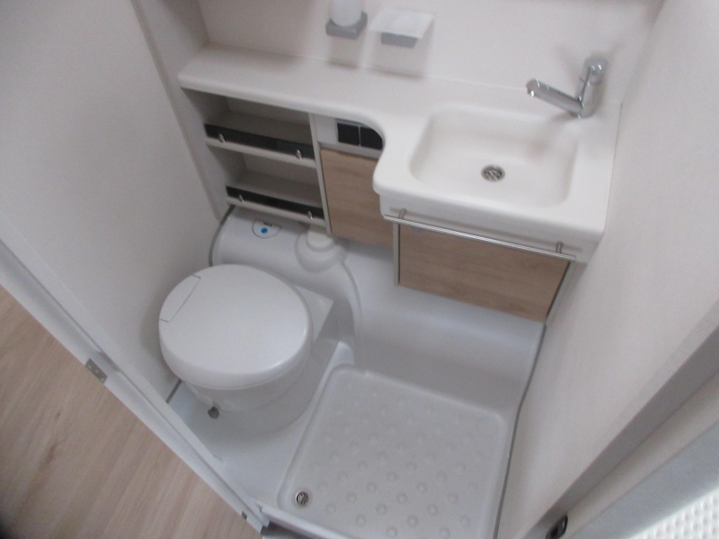 Dethleffs Nomad Avantgarde 460 LE ZEER COMPLEET!  foto: 15