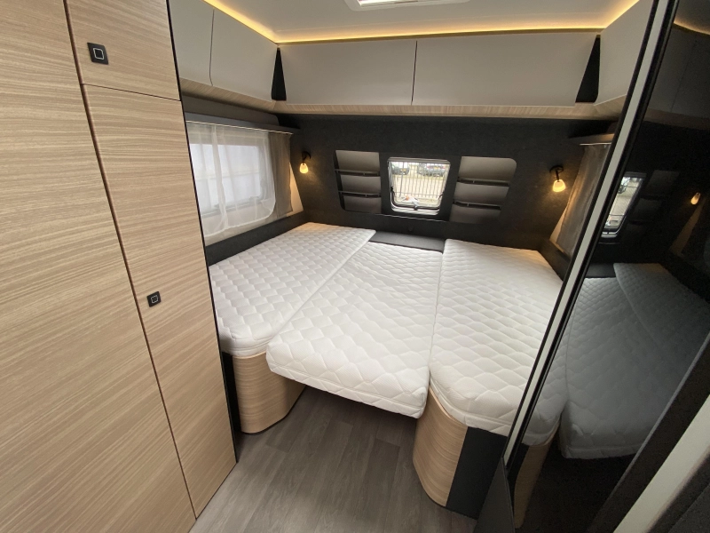 Hobby Maxia 585 UL Enkele bedden, rondzit  foto: 18
