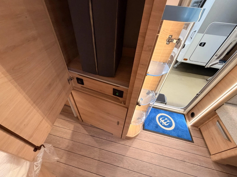 Knaus Sudwind Black Selection 450 FU +1700KG+Vloerverwarming  foto: 14