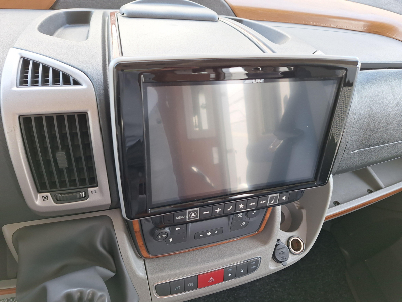 Hymer B614 SL Star Edition 3.0 160 PK+DB KETTING  foto: 17