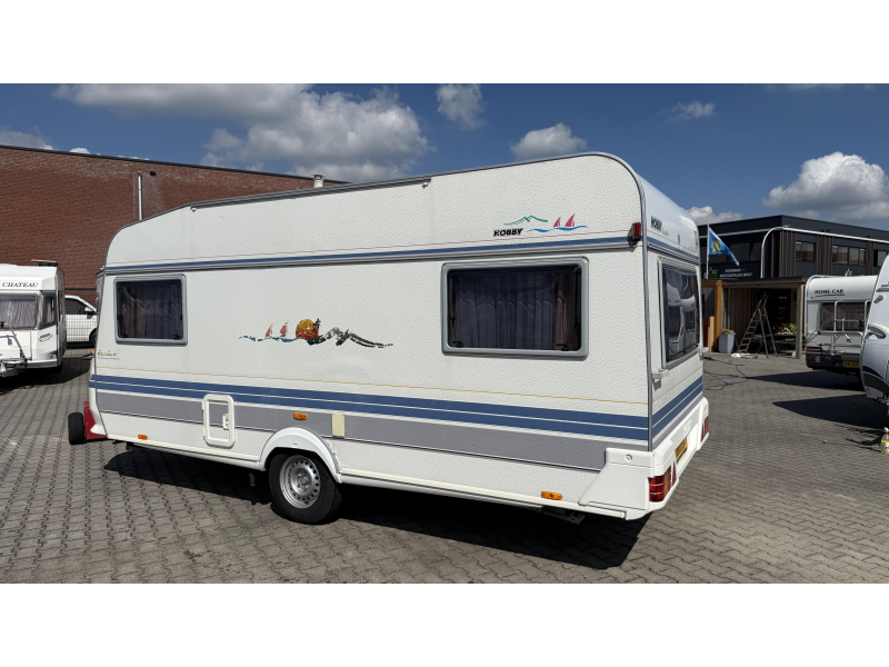Hobby Excellent 470 rondzit bed toilet  foto: 13