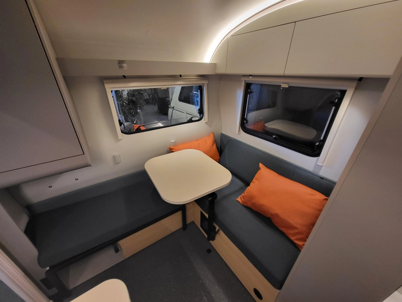 Adria Action 391 PD zeer compleet uitgevoerd  foto: 10