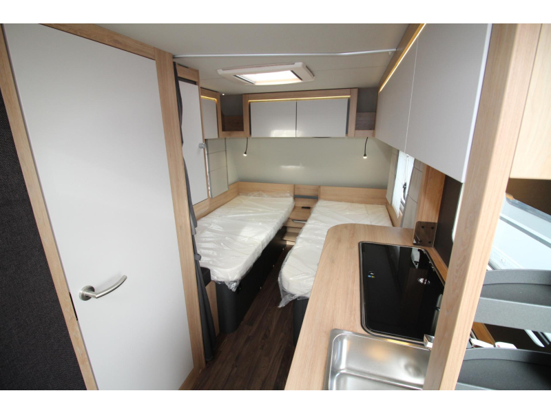Knaus Sport 500 EU Enkele bedden & rondzit!  foto: 7