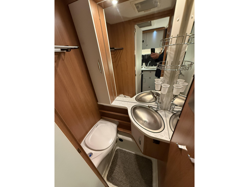 TEC Weltbummler Energy 473 TE 2 BEDDEN MOVER LUIFEL-TOP  foto: 12