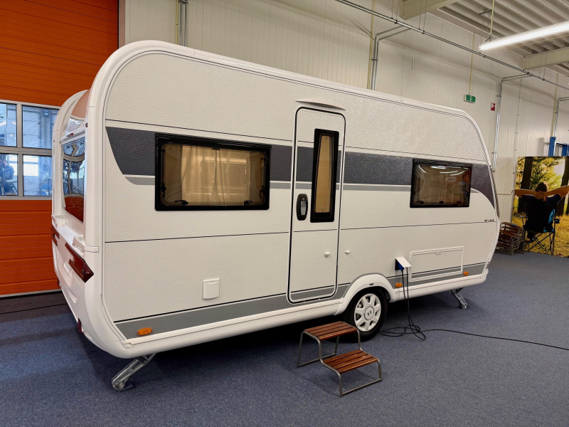 Hobby De Luxe 460 UFE  foto: 2