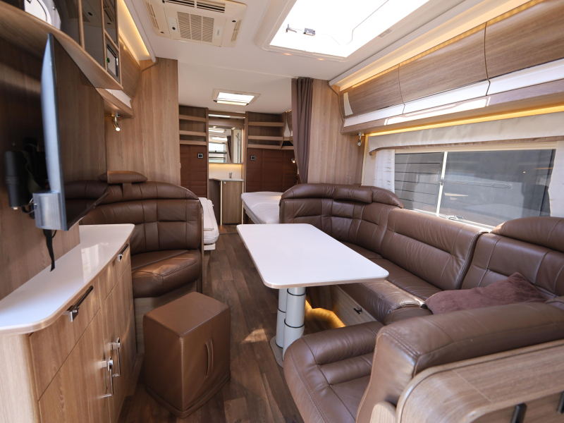 Kabe Imperial 740 TDL FK King Size o.a.dakairco levelsysteem  foto: 2