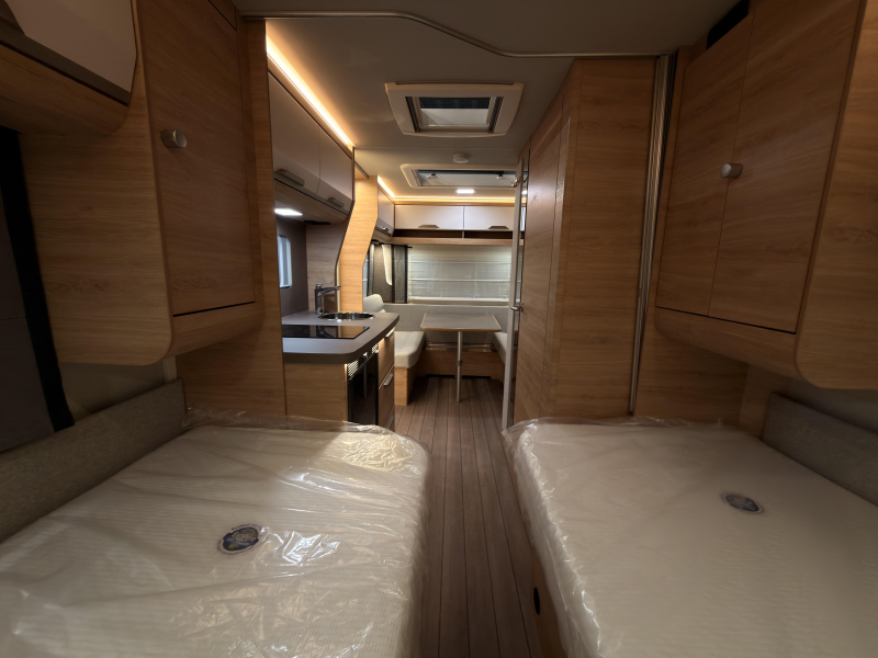 Knaus Sudwind Black Selection 460 EU +vloerverwarming+HCR matr  foto: 14
