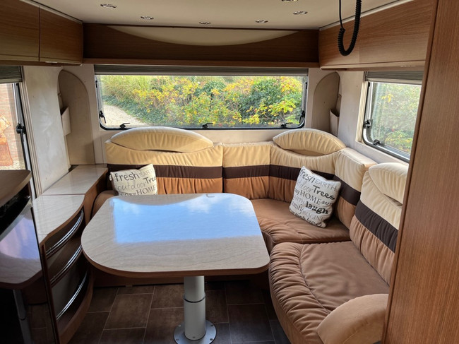 Bürstner Averso 410 Ts Plus Hefbed , zeer nette staat! 2014 foto: 11