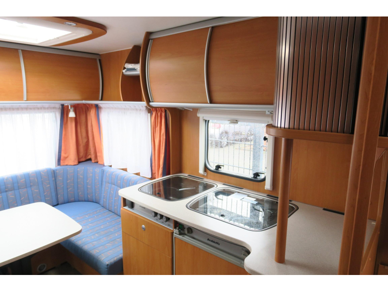 Dethleffs Tourist Light 450 DB VOORTENT+FIETSENDRAGER  foto: 13