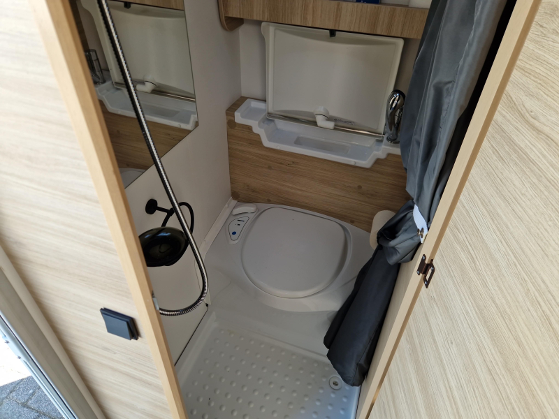 Sterckeman Easy Comfort 390 CP Mover/Voortent  foto: 6