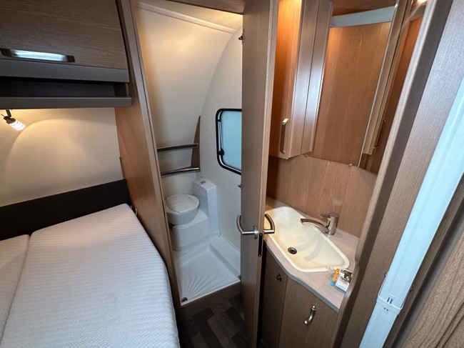 Knaus Sport 450 FU foto: 20