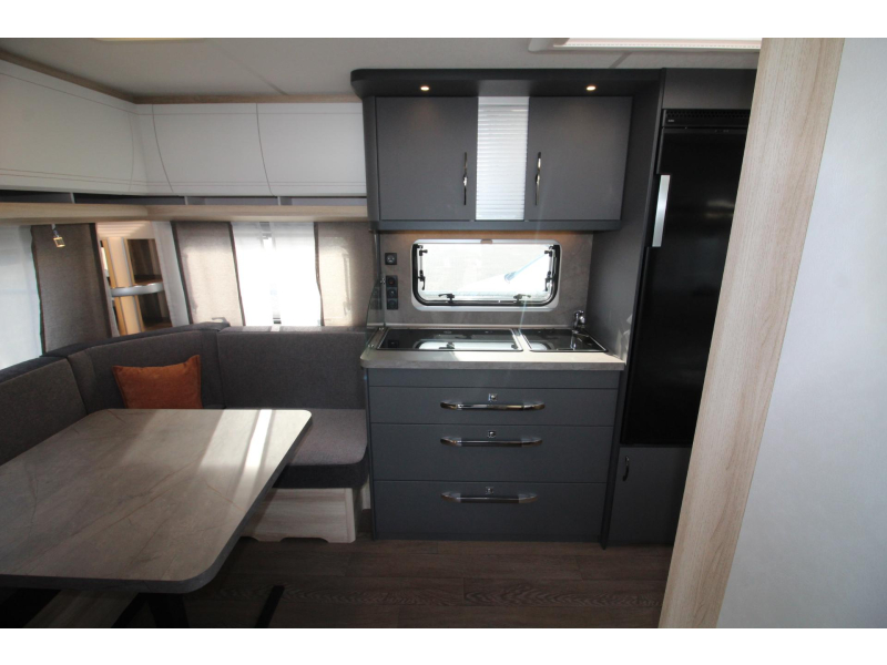 Hobby De Luxe 460 UFE Modeljaar 2027  foto: 5