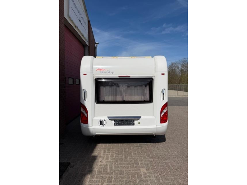 Hobby Excellent 495 UFE Incl. Mover Luifel 