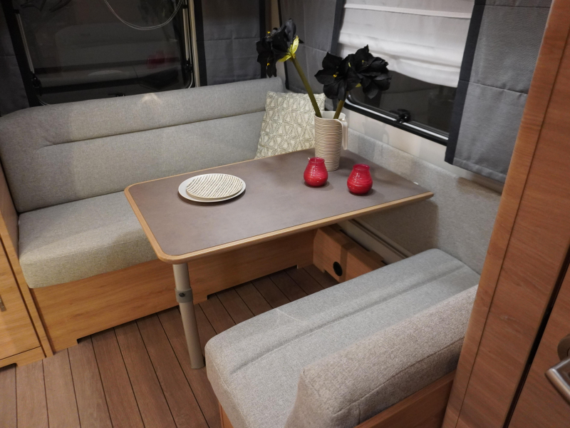 Knaus Sudwind Black Selection 420 QD COMPACT EN GROTE KEUKEN ! 