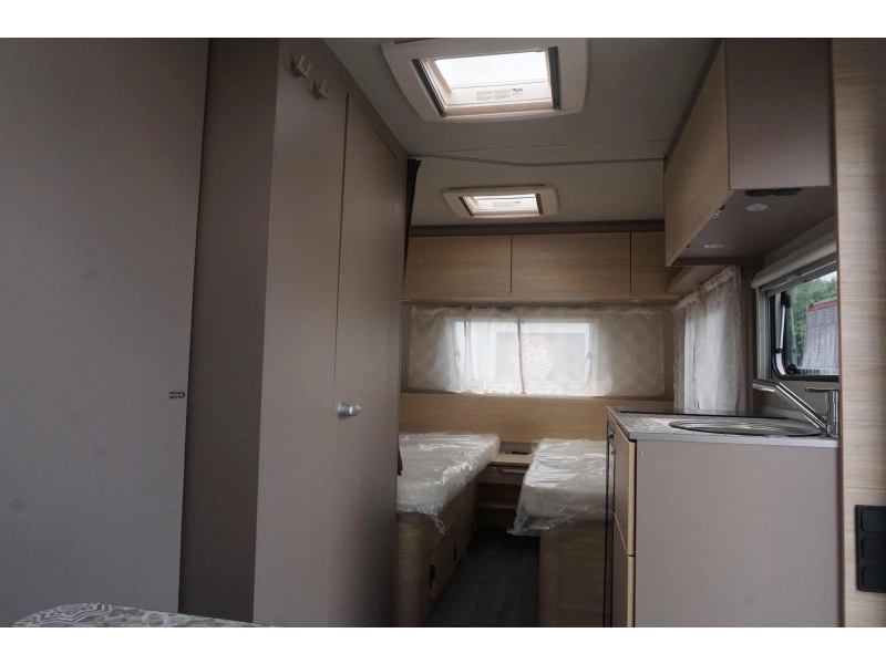 Weinsberg CaraCito 470 EU 1500kg/AIRCO/VLOERVERW.  foto: 5