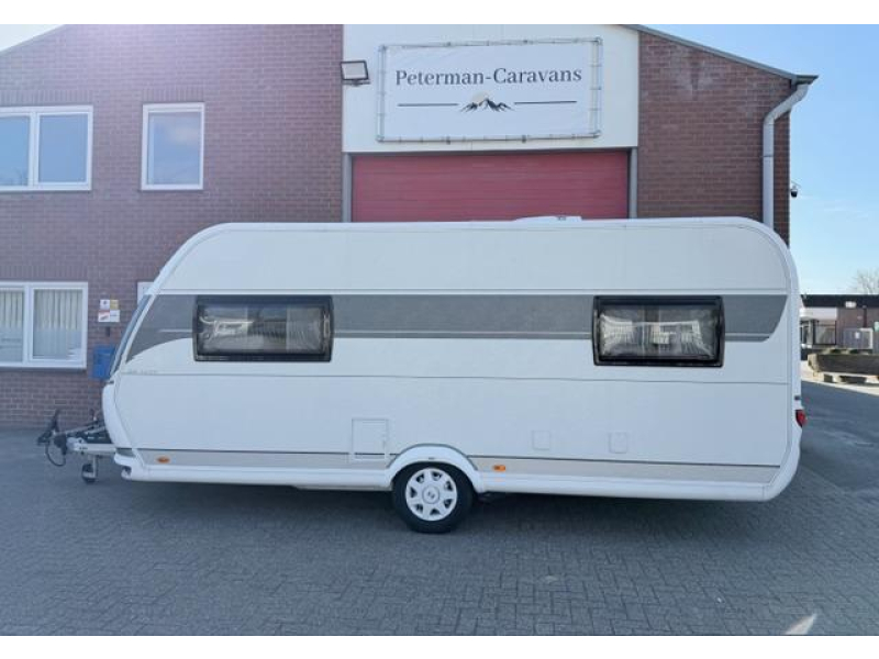 Hobby De Luxe 495 UL Incl Mover Airco Voortent  foto: 5