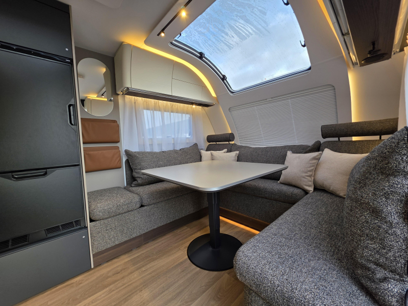 Adria Alpina 583 UL  foto: 16