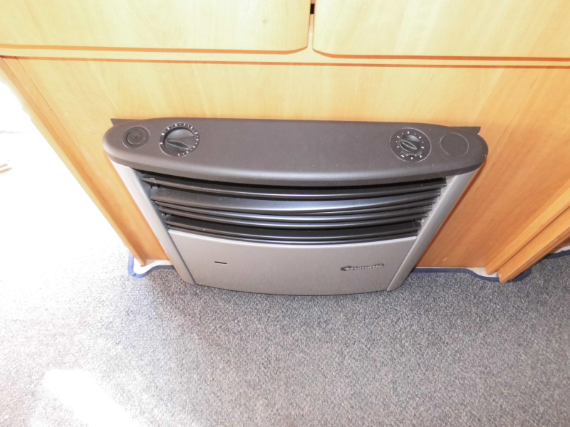 Swift Toscane 490 CF Mover, luifel  foto: 5