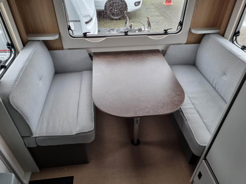 Bürstner B66 490 TL - Enkele bedden -  foto: 5