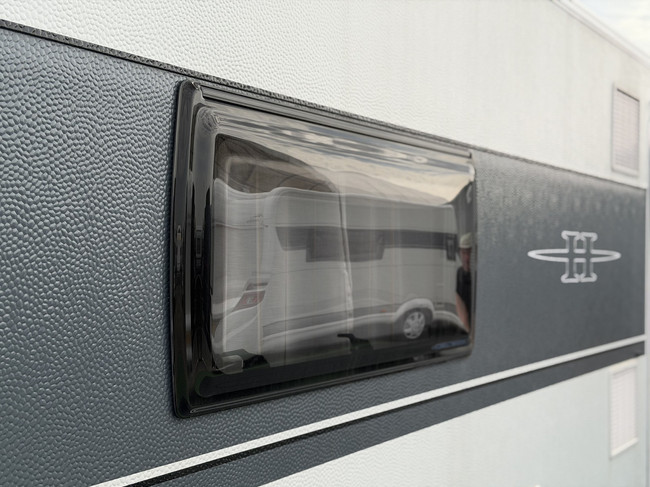 Hobby PRESTIGE 560 LU