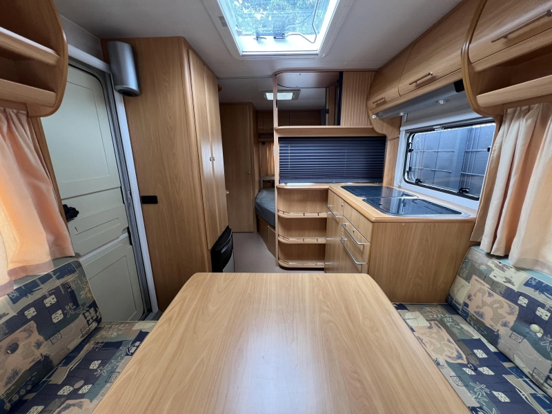 Chateau Cantara 450 CT Voortent, Fransbed 