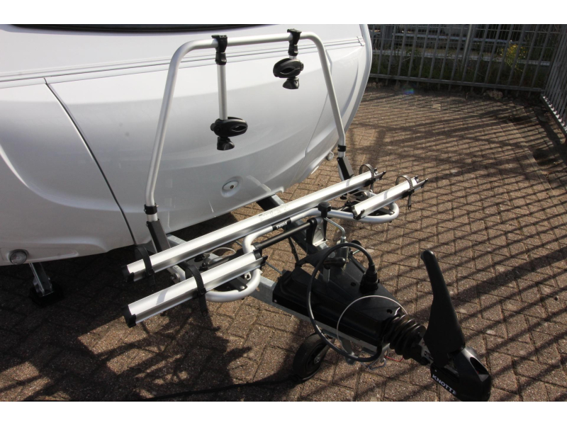 Bürstner Premio Life 480 TL Mover Thule 6300 Fietsenr  foto: 21