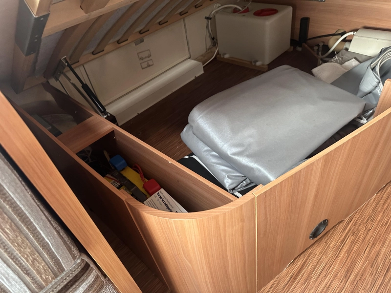 Hobby De Luxe 400 SFE mover - voortent - luifel  foto: 8