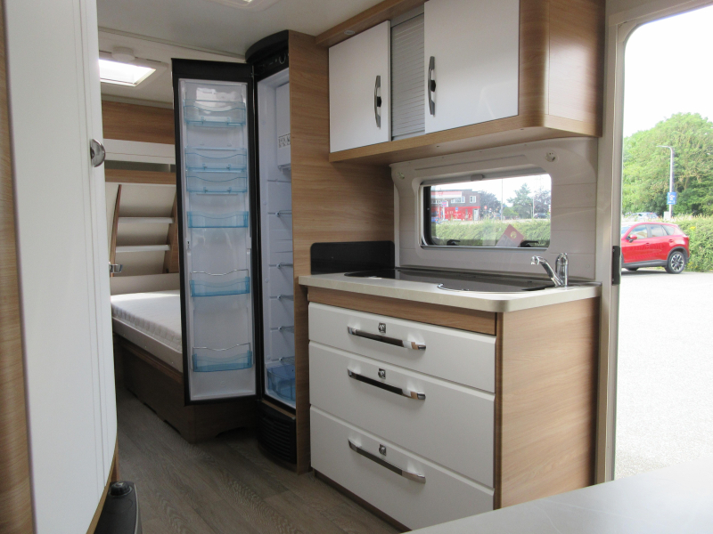 Hobby De Luxe 495 UL MOVER LUIFEL VOORTENT  foto: 10