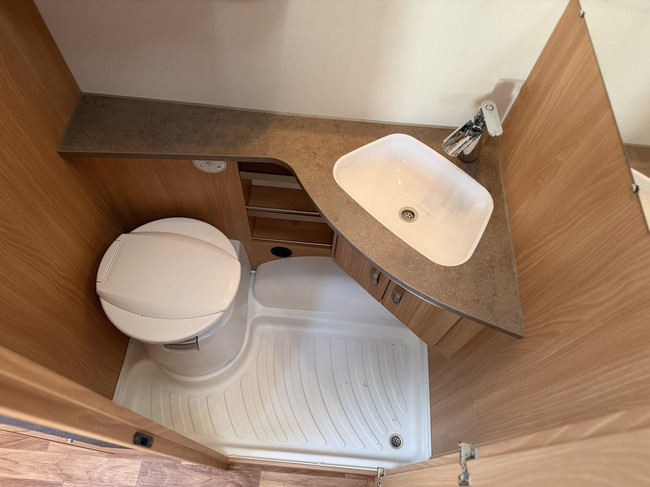 Knaus SUDWIND 460 EU Silverselection foto: 16