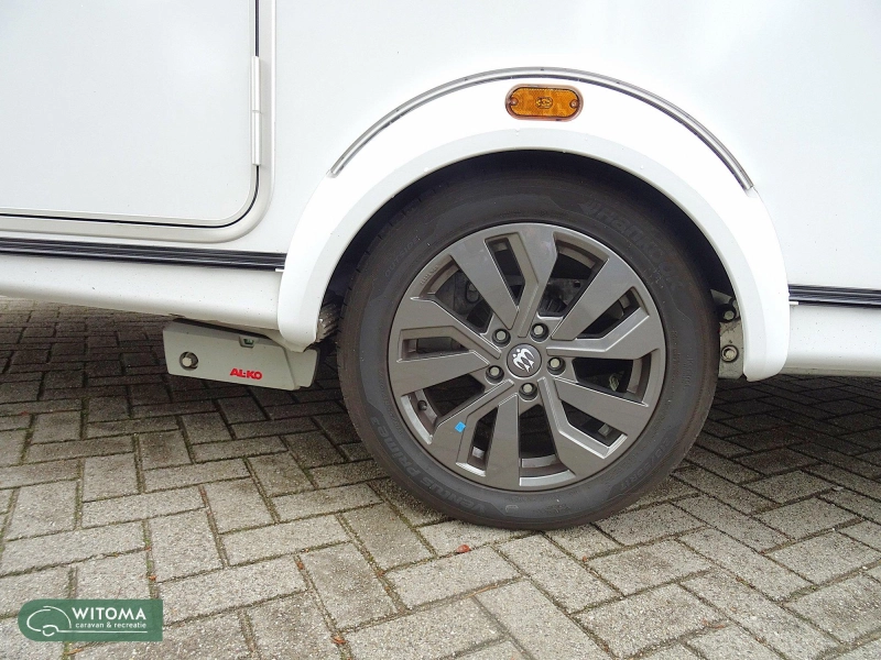 Knaus Sport 450 FU mooie uitvoering!  foto: 17