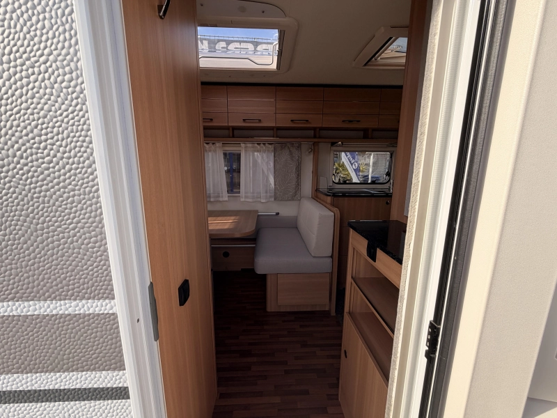 LMC Style 410 D Mover+Luifel+Fiets+Voort 