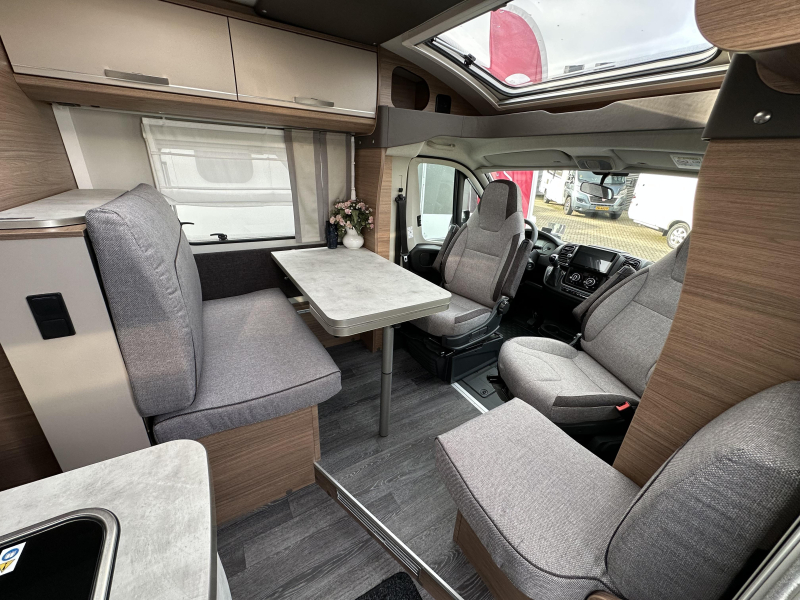 Knaus L!ve Ti 650 MEG 160PK-AUTOMAAT-698CM 