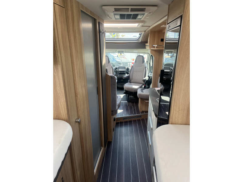 Knaus Sky TI 650 MEG Platinum Selection - Dakairco - Zonnepaneel  foto: 16