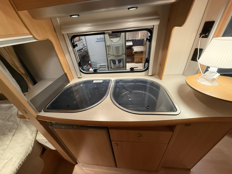Home-Car Racer Trophy 430 TZF VASTBED TREINZIT VOORTENT  foto: 10