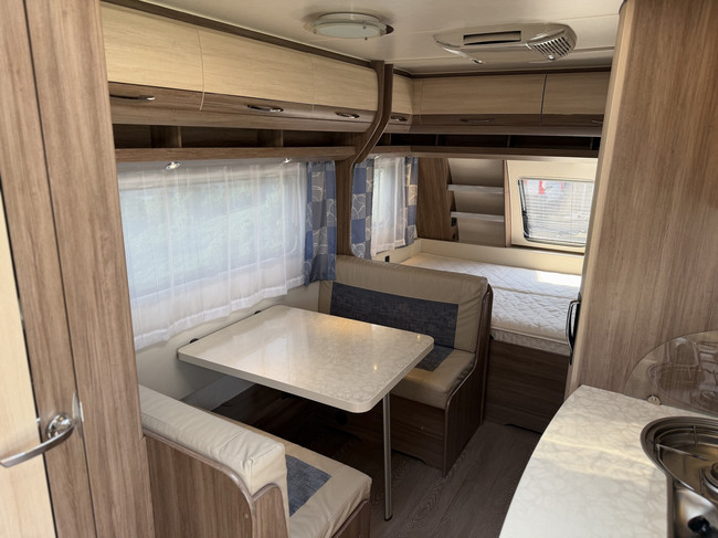 Hobby DE LUXE 490 KMF foto: 9